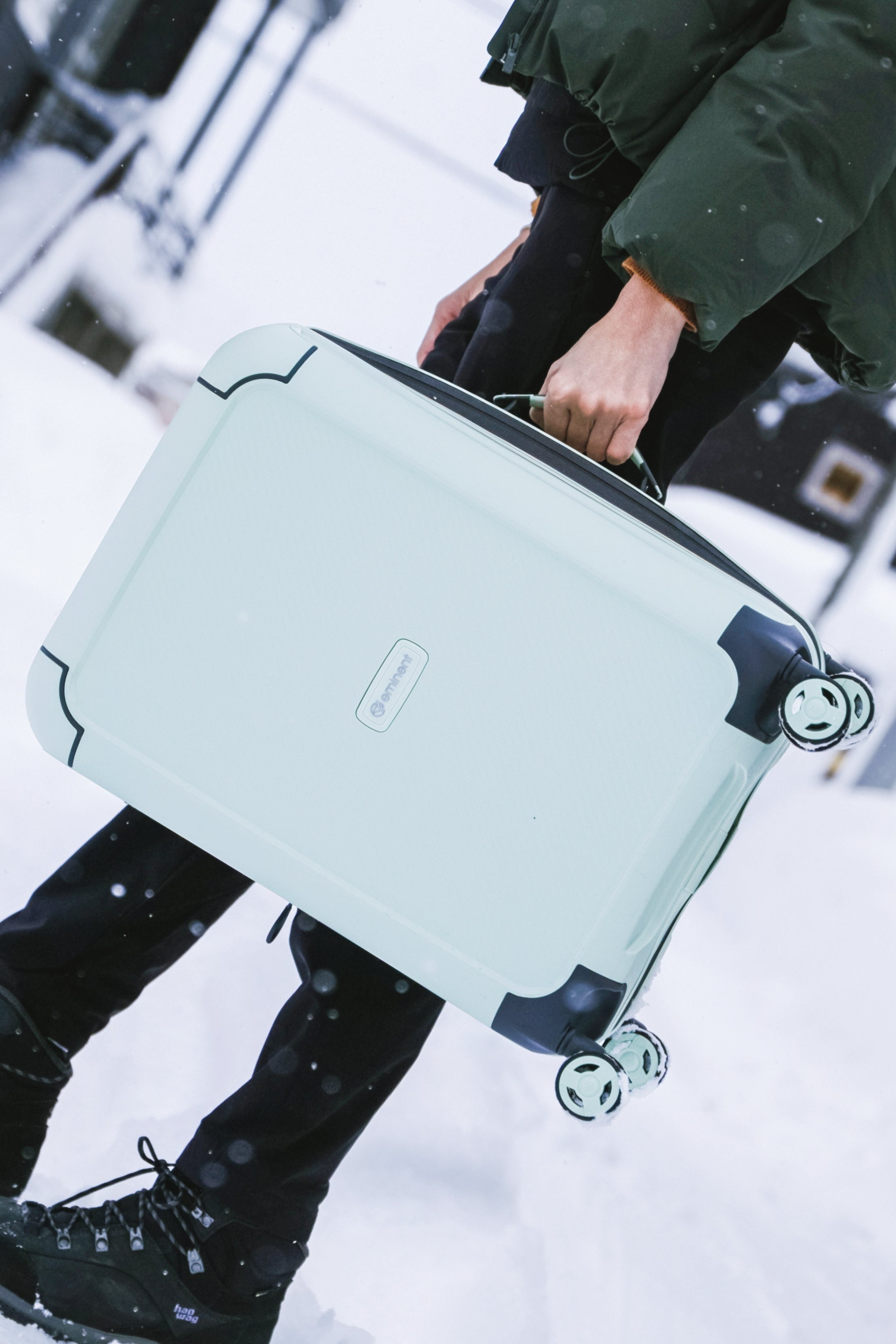 Aegis | Cabin - Expandable - Light Green | 16% More Space