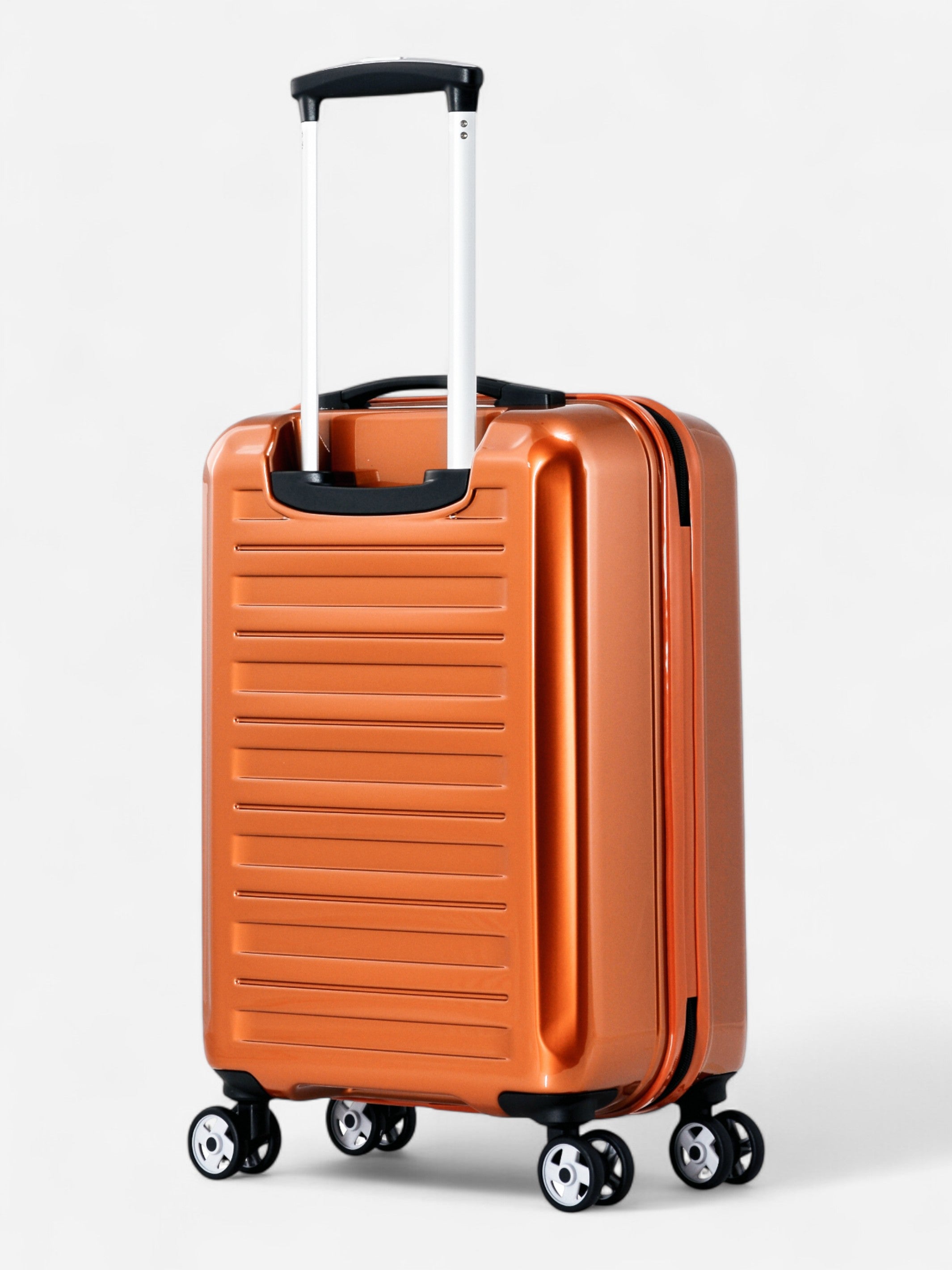 Voyager IX - Cabin / Orange